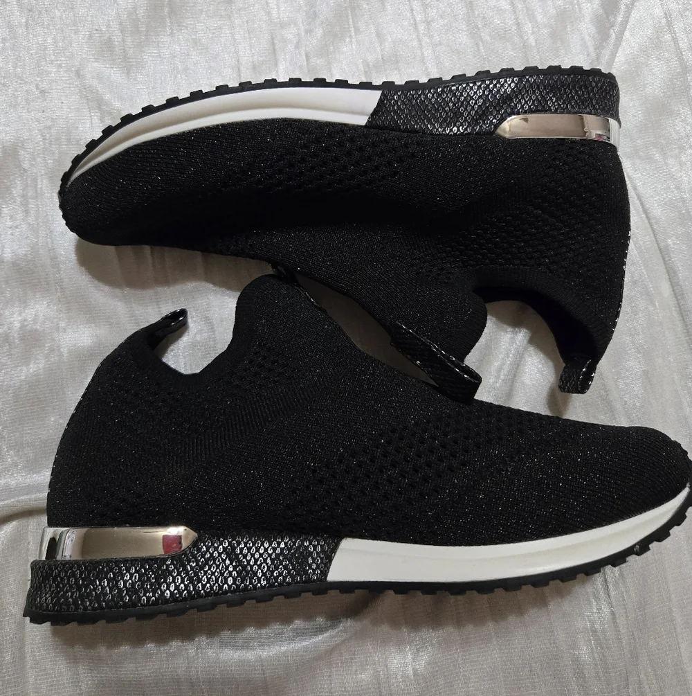 Black Knit Slip-On Sneakers By Urban Sport Size 8 EUC